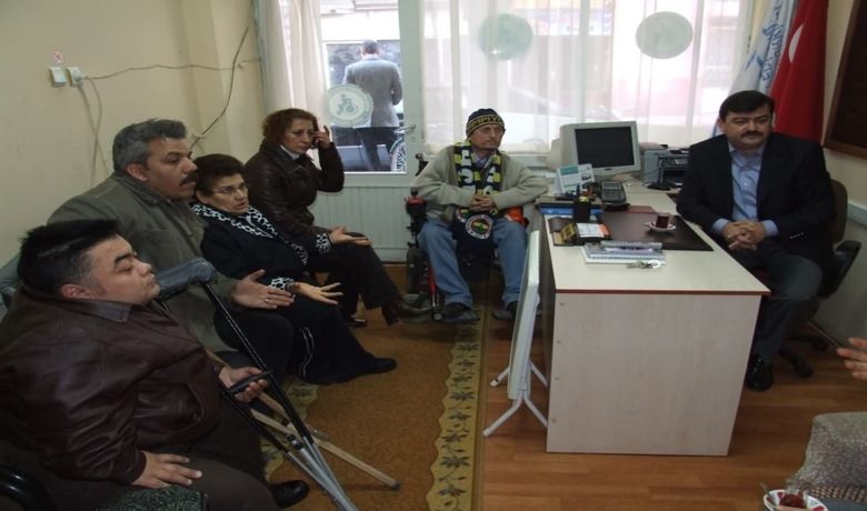 Ortopedik Özürlülerden Başkan Neiş'e Destek