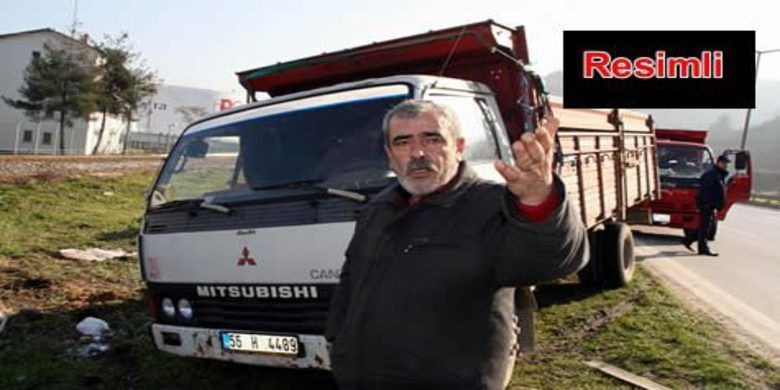 Polise Kızdı Arabasını Devirdi Polise Kızdı Arabasını Devirdi