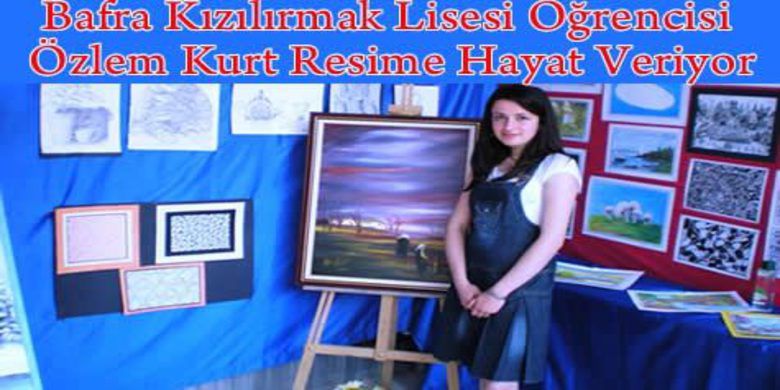 Özlem Kurt Eserlerini Sergiledi