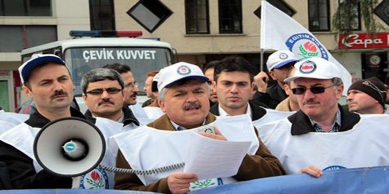 Eğitim Bir-sen`den Eşit İşe Eşit Ücret Eylemi