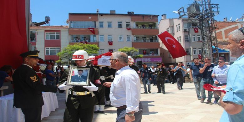 Samsun Şehidini Uğurladı Samsun Şehidini Uğurladı