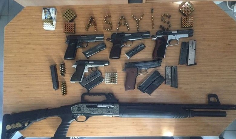 Bafra’da Evden Cephanelik Çıktı Bafra’da Evden Cephanelik Çıktı