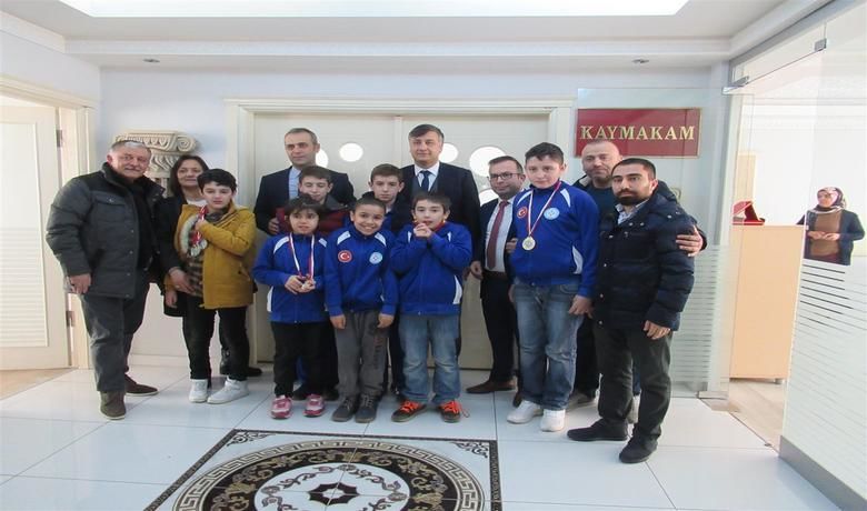 Özel Başarı Özel Kabul Özel Başarı Özel Kabul