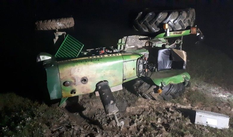 Alaçam'da Traktör Devrildi: 1 Ölü  