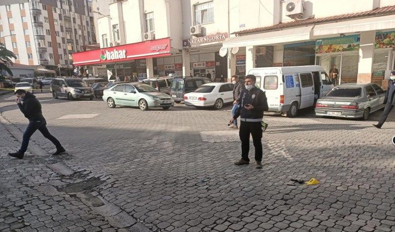 Amca yeğenini silahla yaraladı Amca yeğenini silahla yaraladı