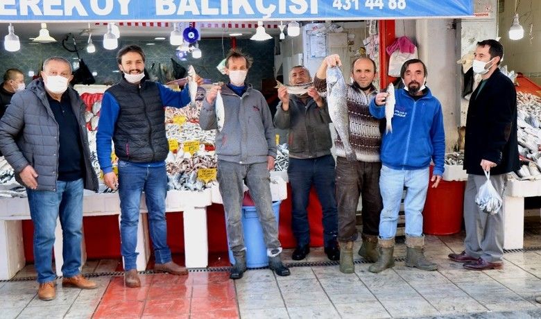 Balığı sıcak çarptı
Balığı sıcak çarptı