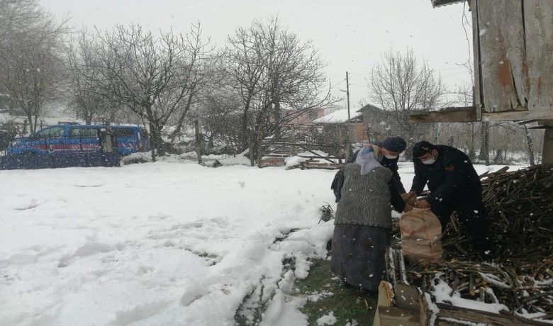 Jandarma’dan örnek davranış
Jandarma’dan örnek davranış