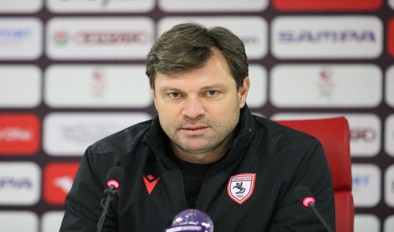 Ertuğrul Sağlam: "Kaldı 11 maç"
Ertuğrul Sağlam: "Kaldı 11 maç"