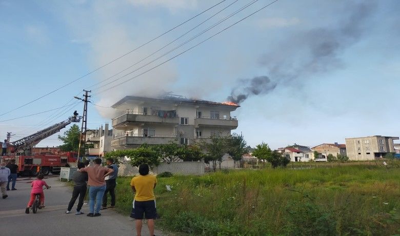 Samsun’da çatı yangını
Samsun’da çatı yangını