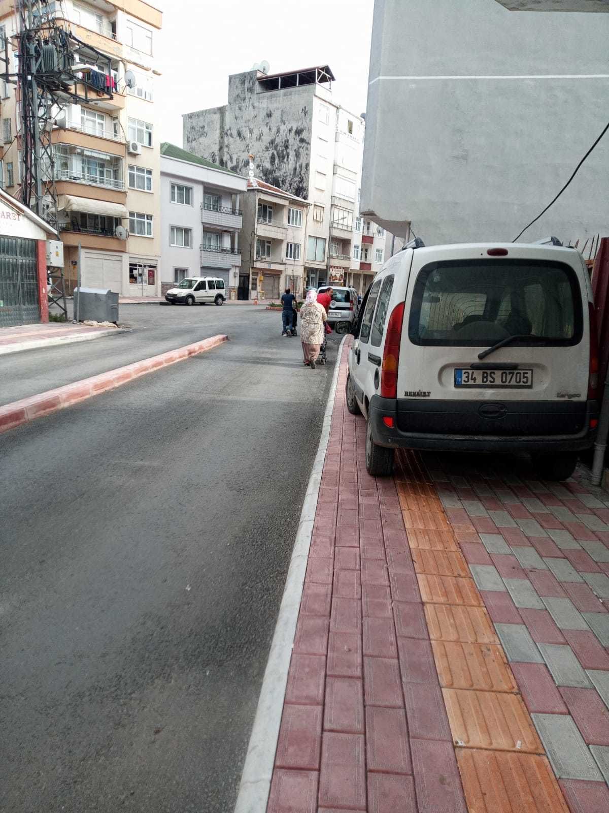 Bafra'dan kaldırıma araç parkı manzaraları