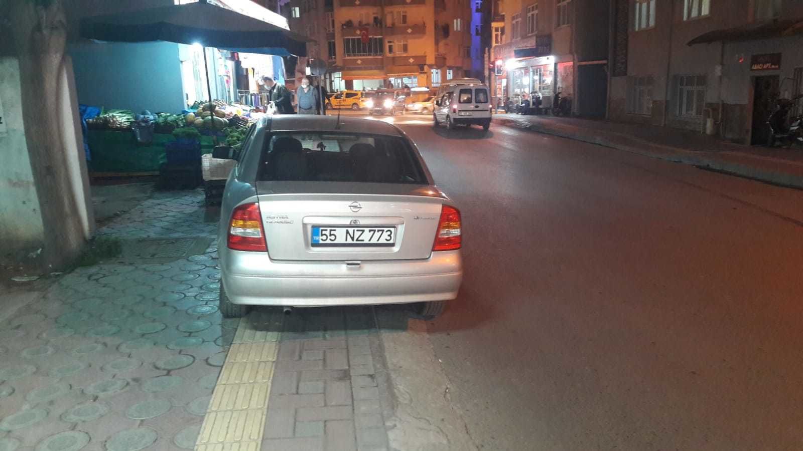 Bafra'dan kaldırıma araç parkı manzaraları