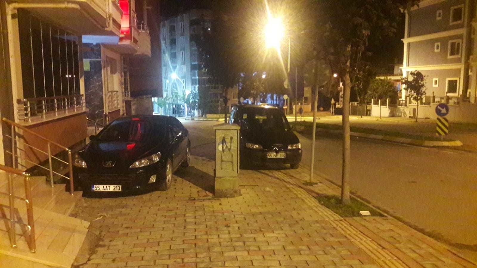 Bafra'dan kaldırıma araç parkı manzaraları