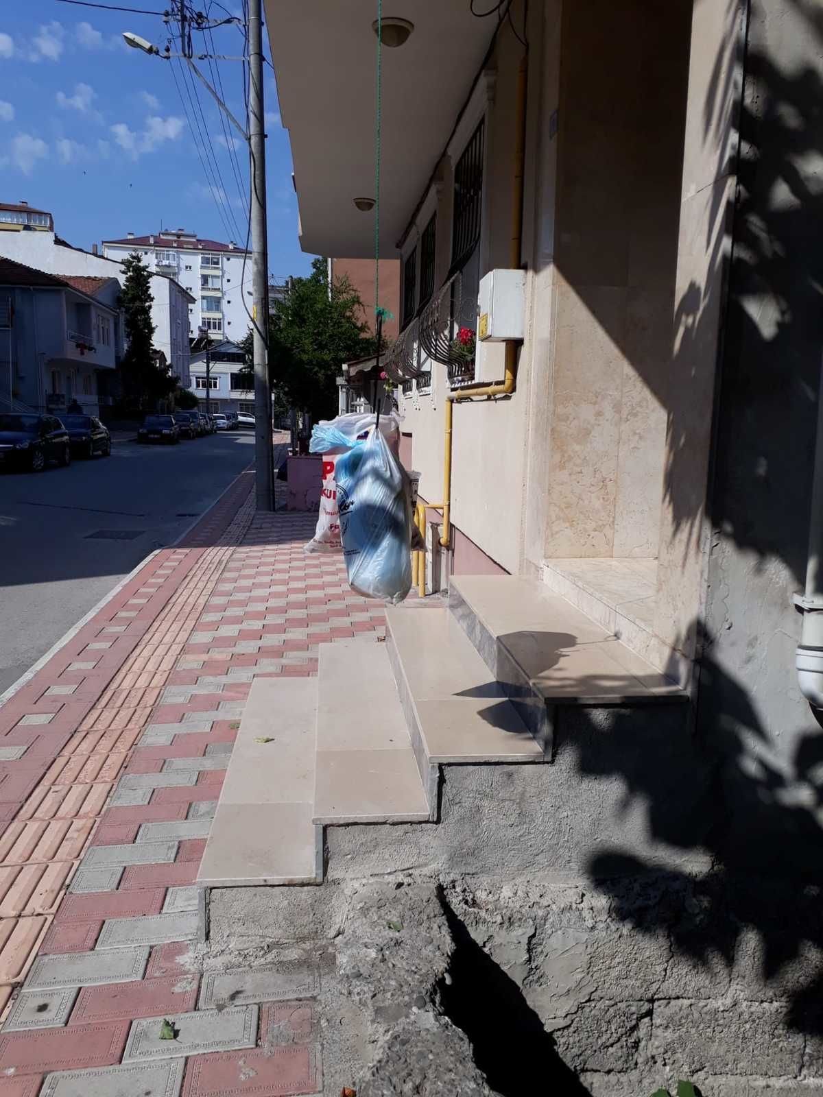 Apartmandan Çöp Sarkıtanlara Ceza!