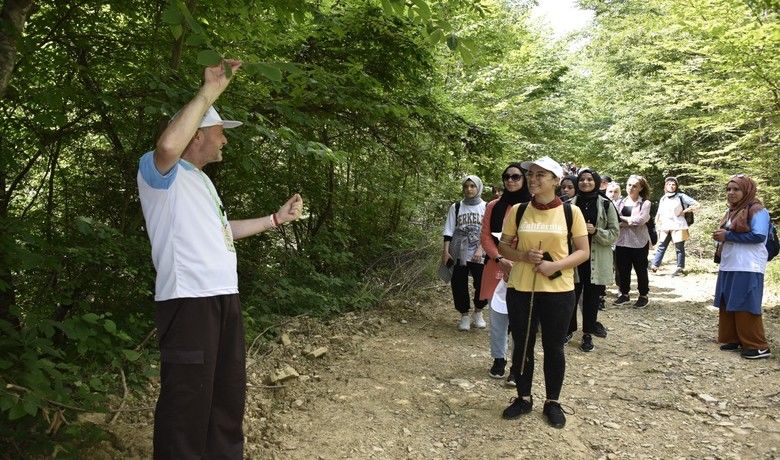 Gençler kampta stres attı
Gençler kampta stres attı