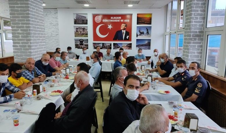 İdlib şehidi Şükrü Elibol için mevlit okutuldu
İdlib şehidi Şükrü Elibol için mevlit okutuldu