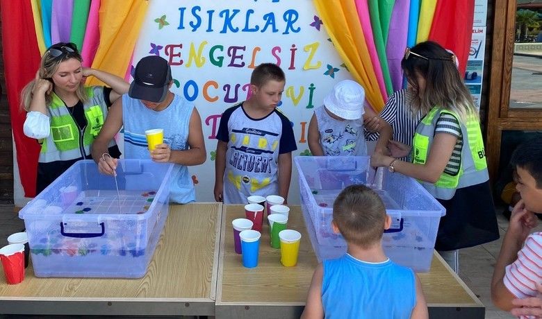 Samsun’da down sendromlu çocuklar için eğlenceli kamp
Samsun’da down sendromlu çocuklar için eğlenceli kamp