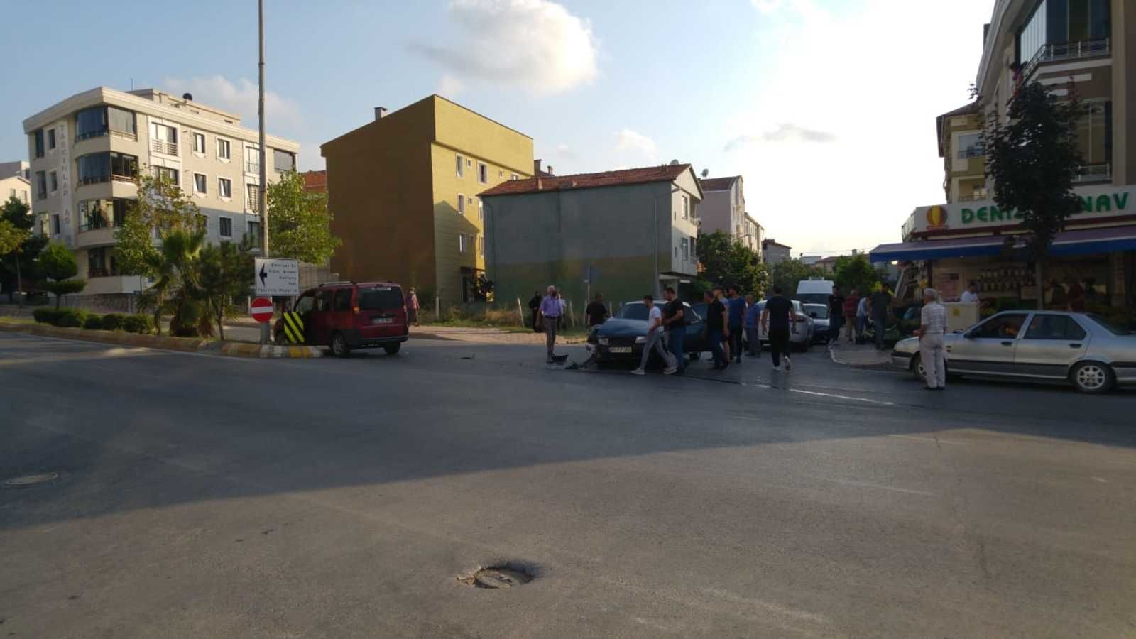 Bafra’da Maddi Hasarlı Trafik Kazası