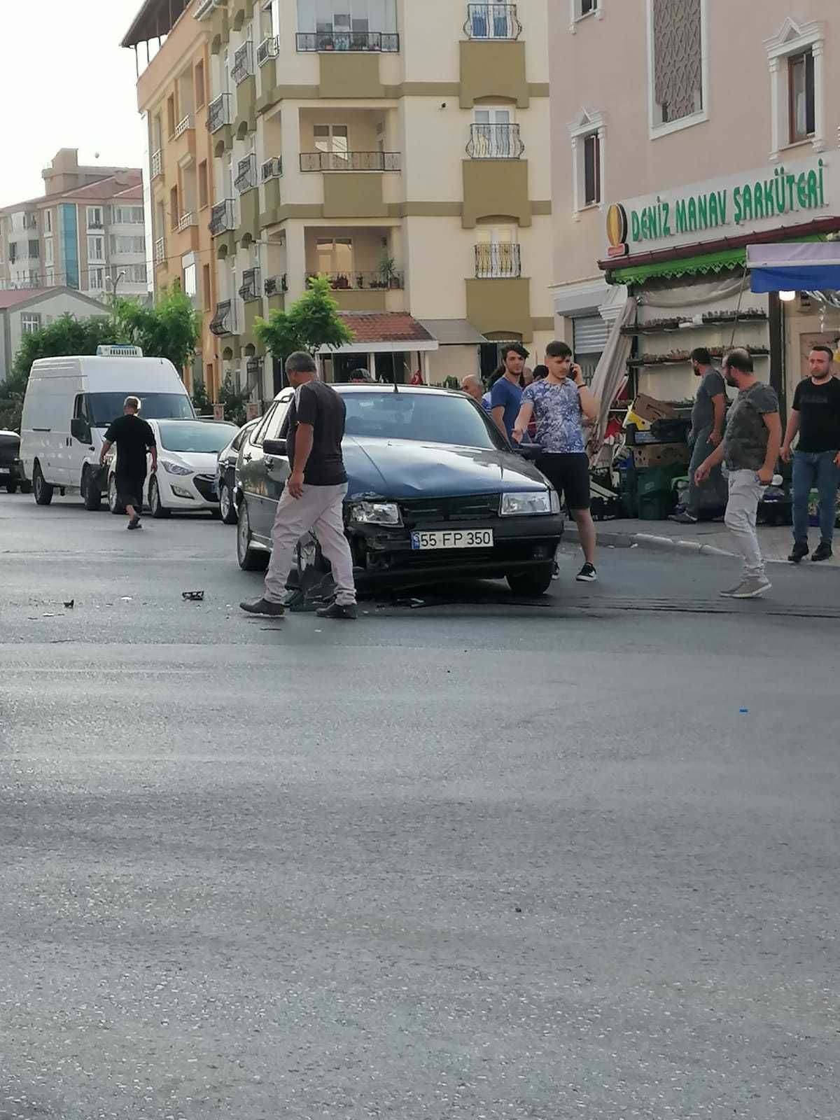 Bafra’da Maddi Hasarlı Trafik Kazası