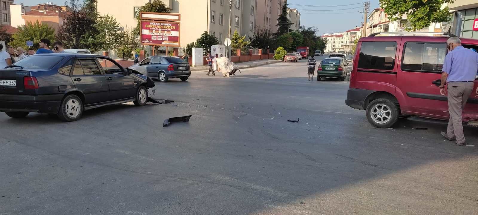 Bafra’da Maddi Hasarlı Trafik Kazası