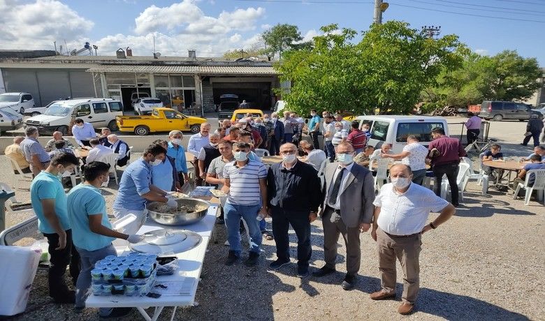 Ahilik pilavı dağıtıldı
Ahilik pilavı dağıtıldı