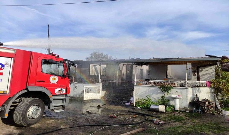 Çarşamba’da ev yangını
Çarşamba’da ev yangını