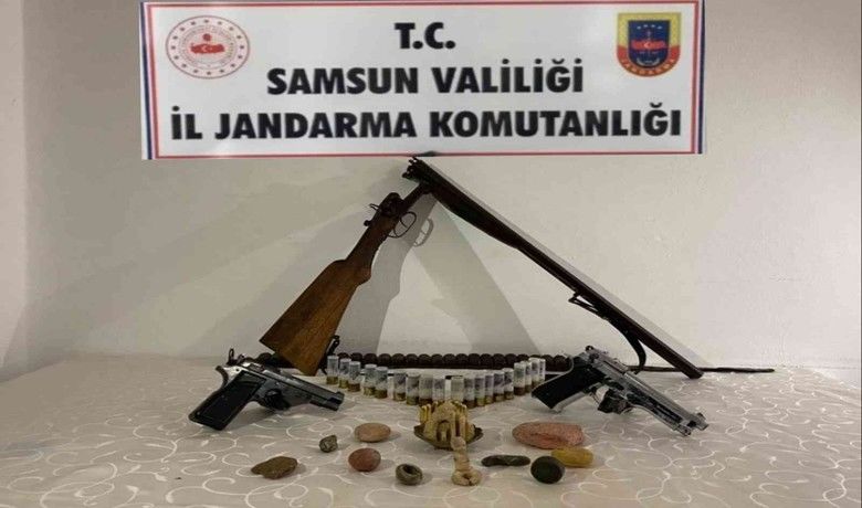 Samsun’da kaçak silah operasyonu
Samsun’da kaçak silah operasyonu