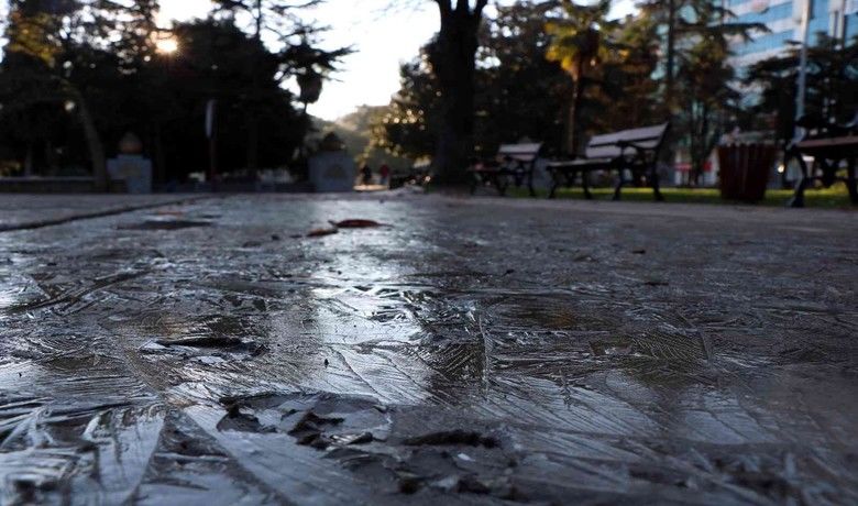Samsun’da ayaz dondurdu
Samsun’da ayaz dondurdu