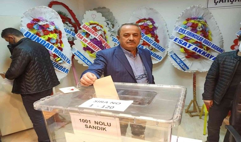 Başkan Dikkol güven tazeledi
Başkan Dikkol güven tazeledi