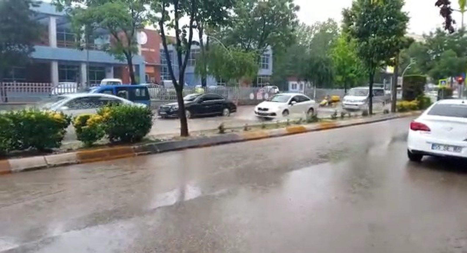 Bafra'da sağanak yağmur