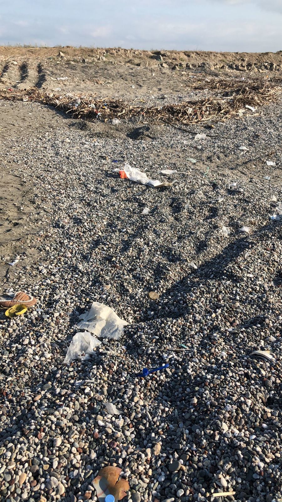Çöplük Sahili!