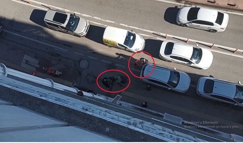Trafikte gergin anlar
Trafikte gergin anlar