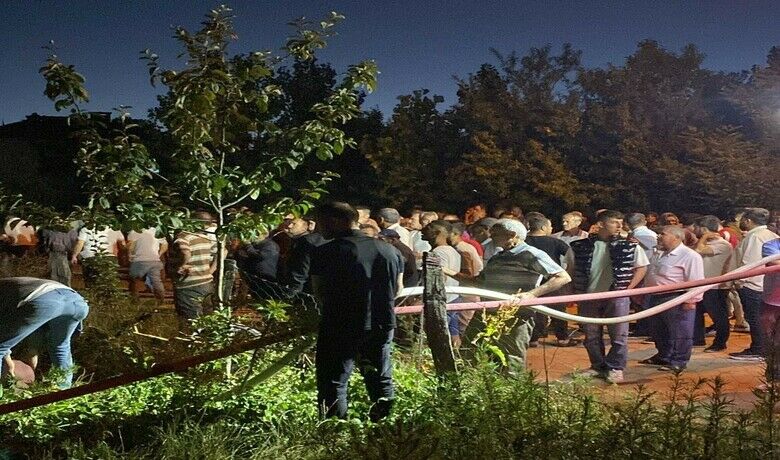 Tek katlı evde yangın paniği
Tek katlı evde yangın paniği