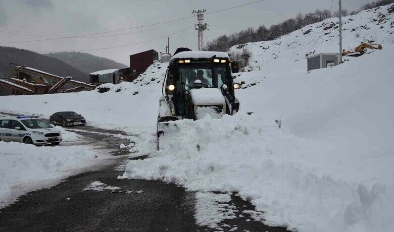 Atakum’da kar mesaisi
Atakum’da kar mesaisi