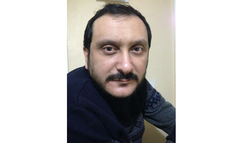 Esat Coşkun Vefat Etti