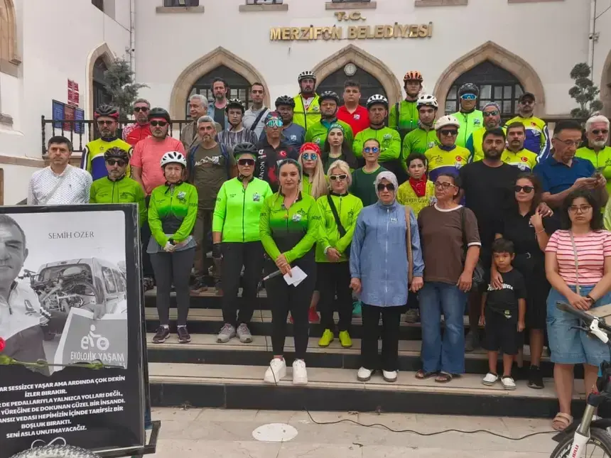 Samsunlu Bisikletçiler Trafik Terörü Kurbanı Amasyalı Semih Özer’in Anısına Pedal Çevirdiler