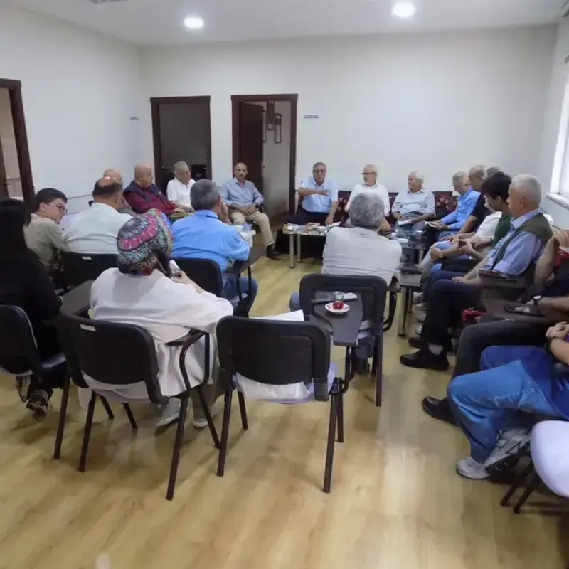 Bafralı İdris Anarat, Kent Konseyi'nde akrabası Neyzen Tevfik Kolaylı'yı anlattı
