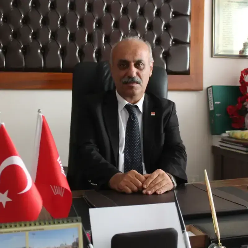 CHP Bafra İlçe Başkanlığına Vahit Perçin atandı