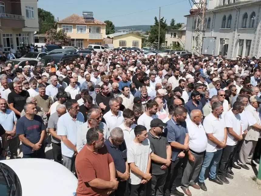 Kazada hayatını kaybeden Emircan Koparan defnedildi