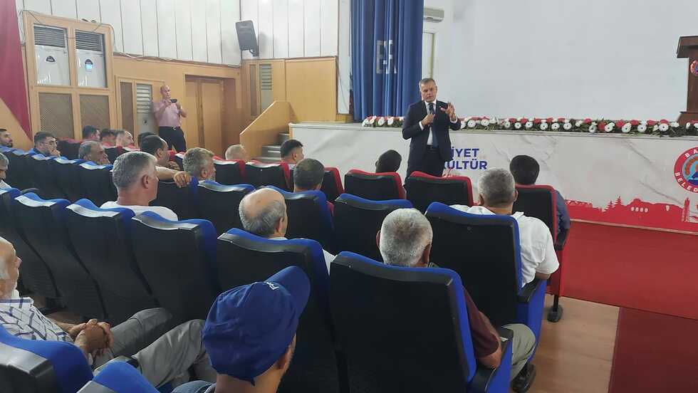 Sebze Üreticileri Halcilerden Alacaklarını İstiyor