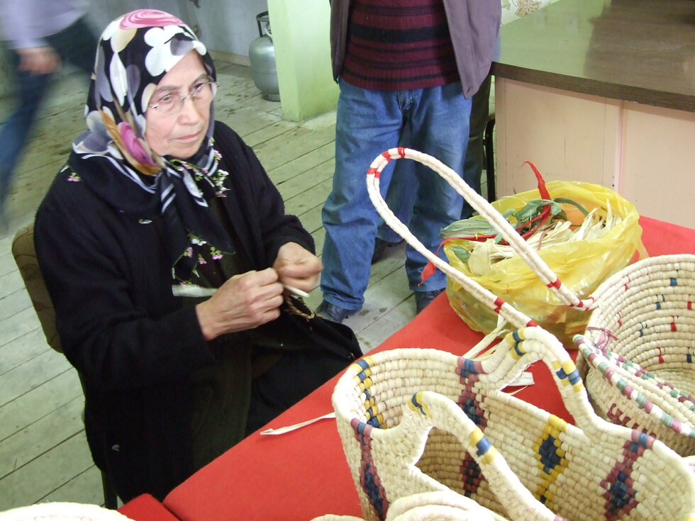 Zembil Ustası Canan Çakır’a Vefa Zembil Ustası Canan Çakır’a Vefa